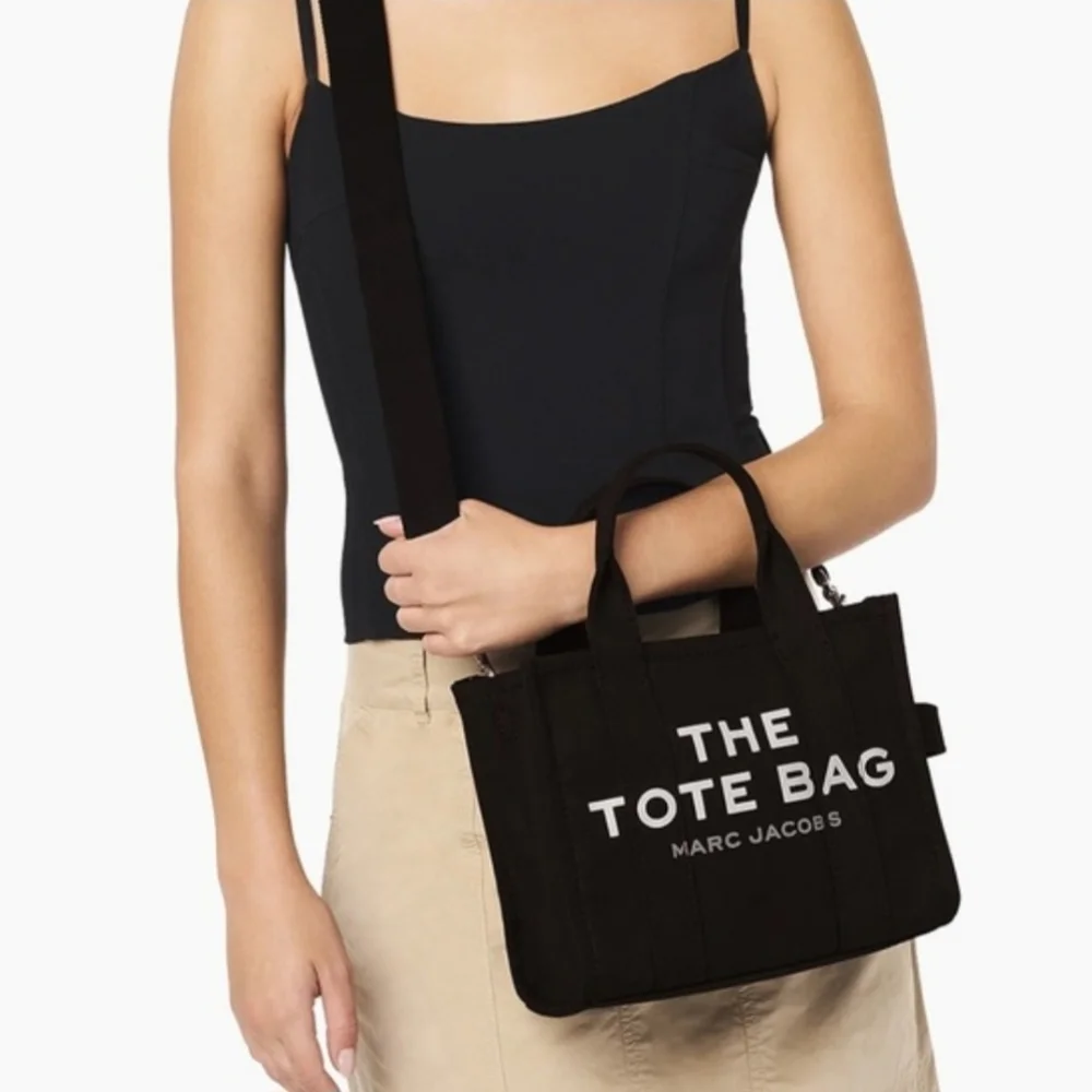 Marc Jacobs Black Mini Tote Bag Black - Picture 2 of 2